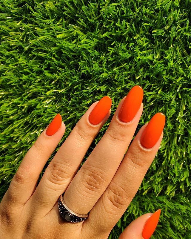 [shopify--color-pattern] Nail Polish - 781 Uninhibited - Duri Cosmetics -[shopify--product-benefits]